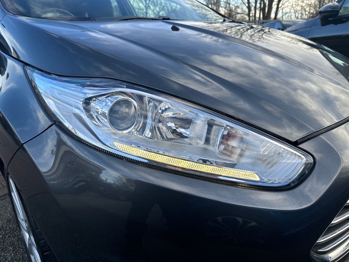 Used Ford Fiesta 2017 for sale - 77316073: Photo 32