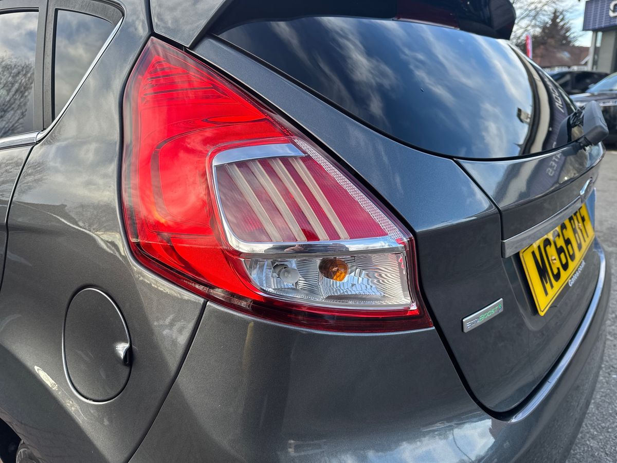 Used Ford Fiesta 2017 for sale - 77316073: Photo 33