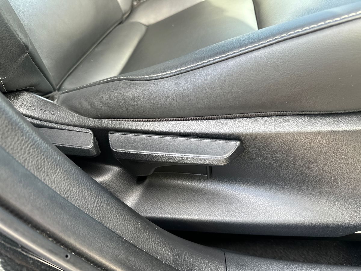 Used Lexus UX 2023 for sale - 77841546: Photo 30