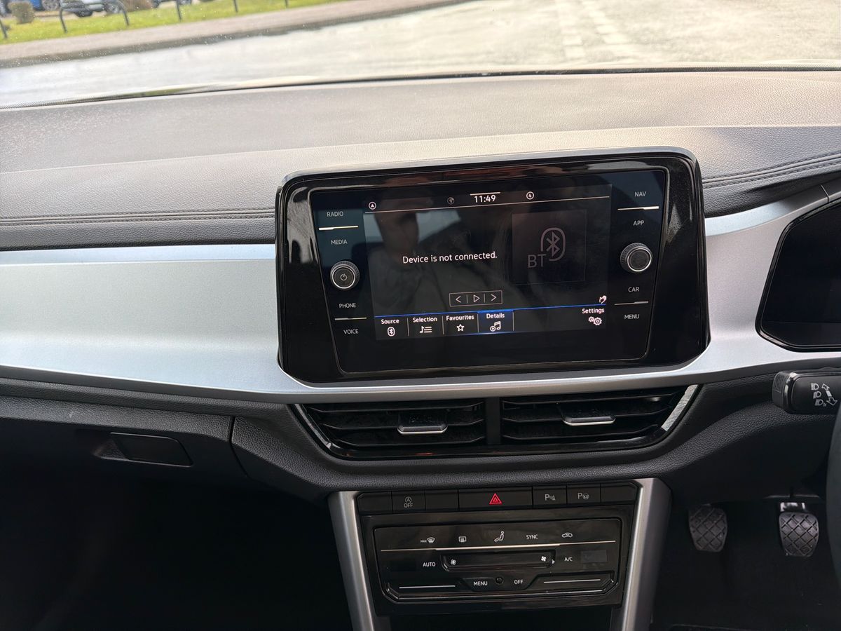 Used Volkswagen T-Roc 2023 for sale - 77380815: Photo 21