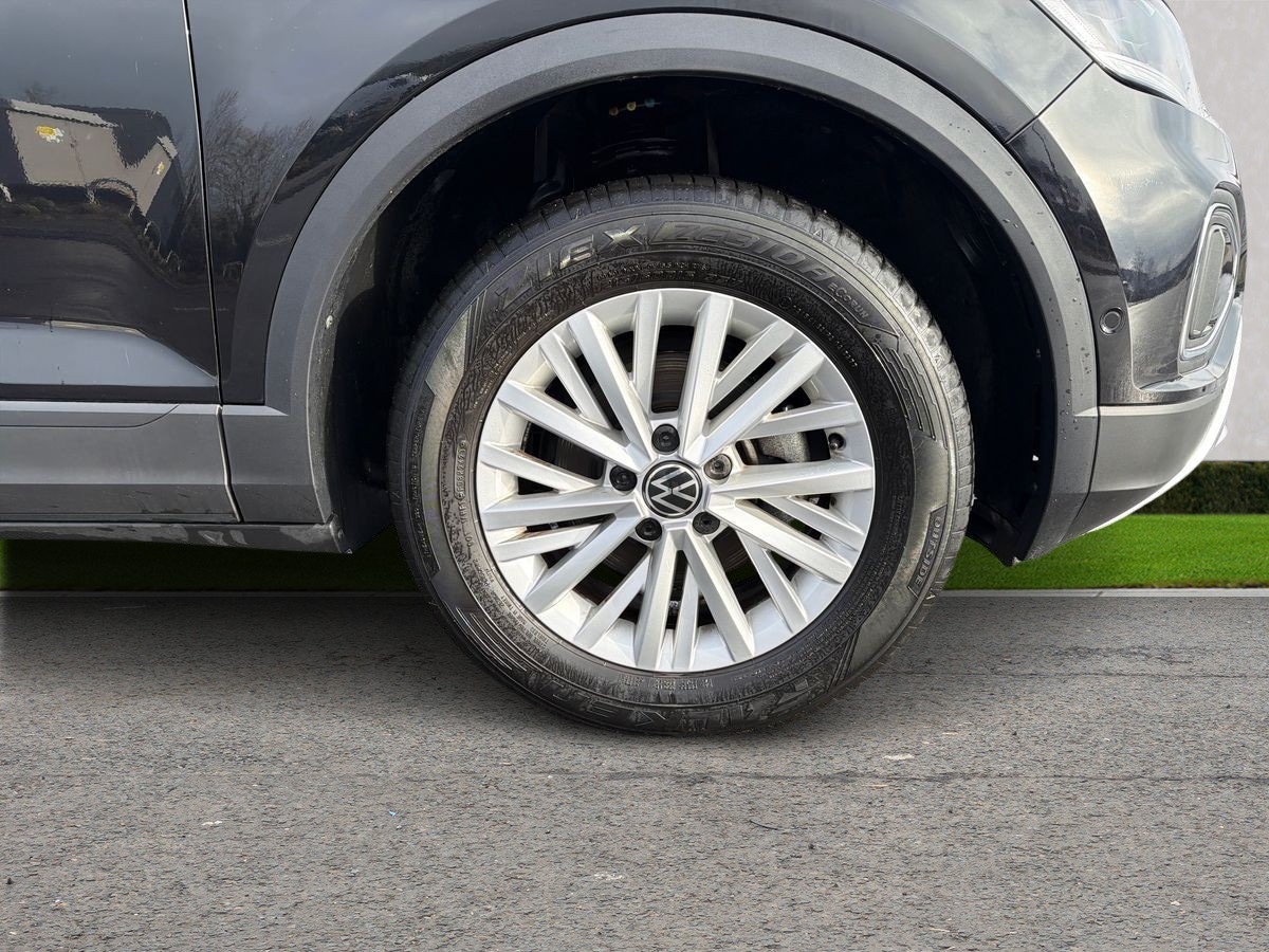 Used Volkswagen T-Roc 2023 for sale - 77380815: Photo 9