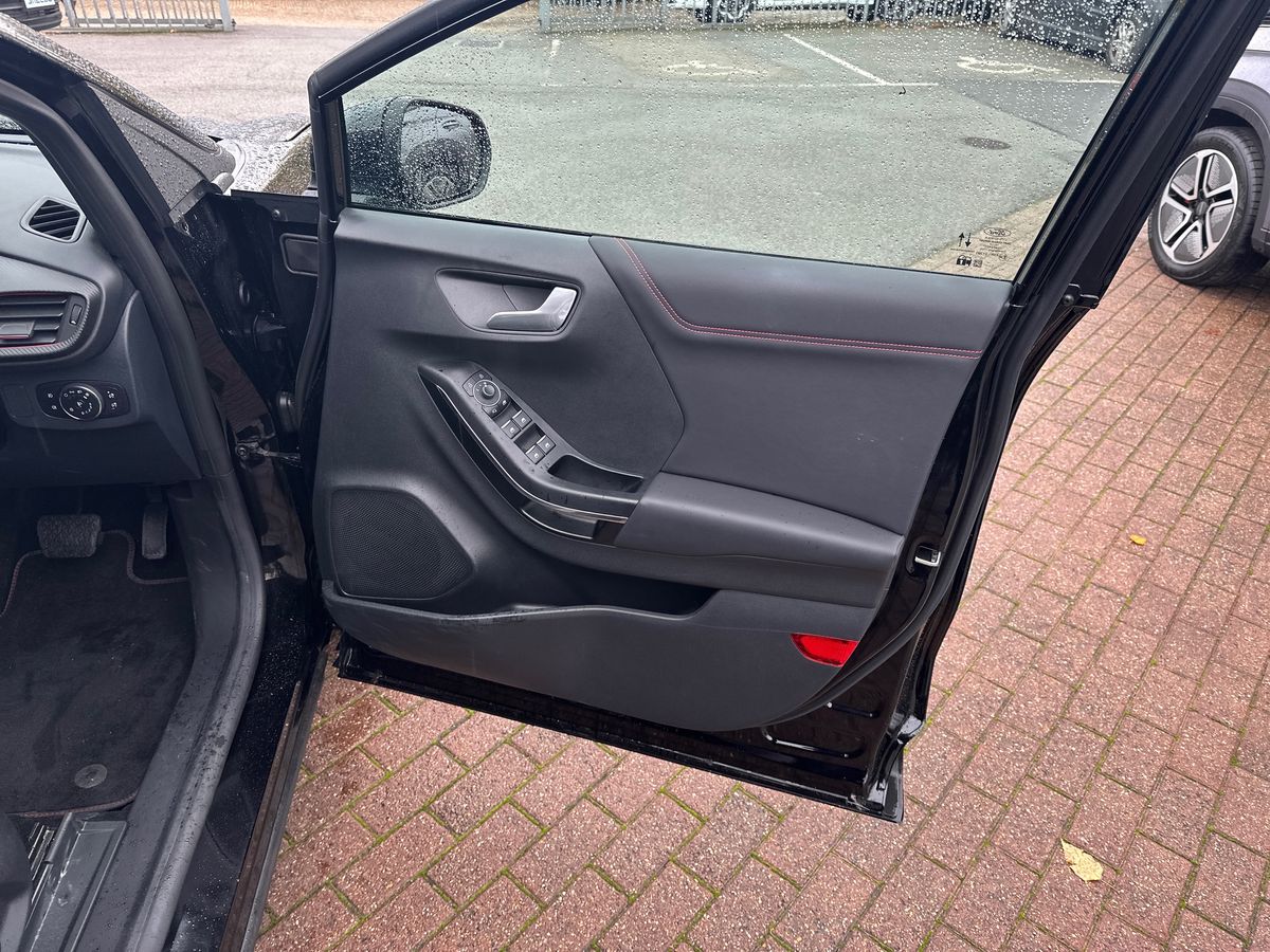 Used Ford Puma 2024 for sale - 76493948: Photo 35