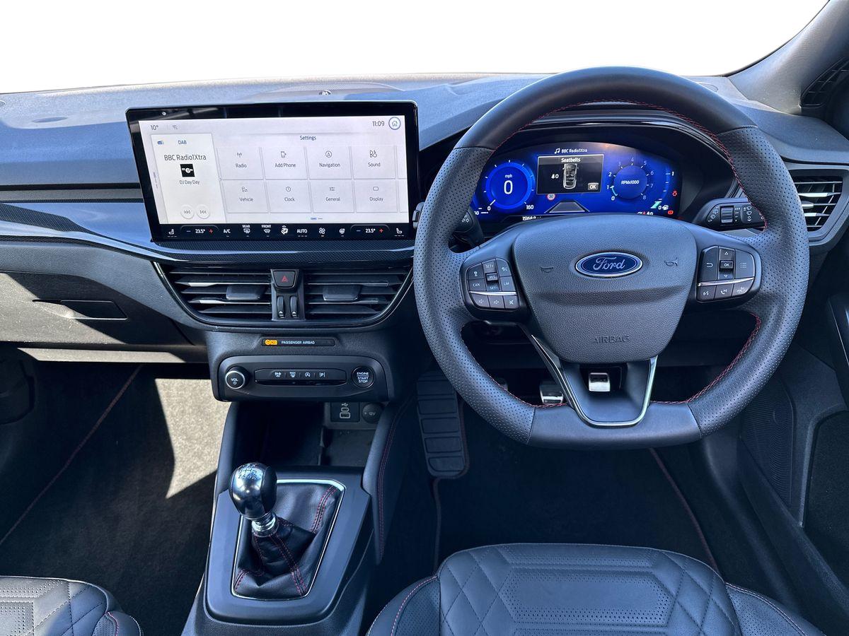 Used Ford Focus 2023 for sale - 78152528: Photo 16