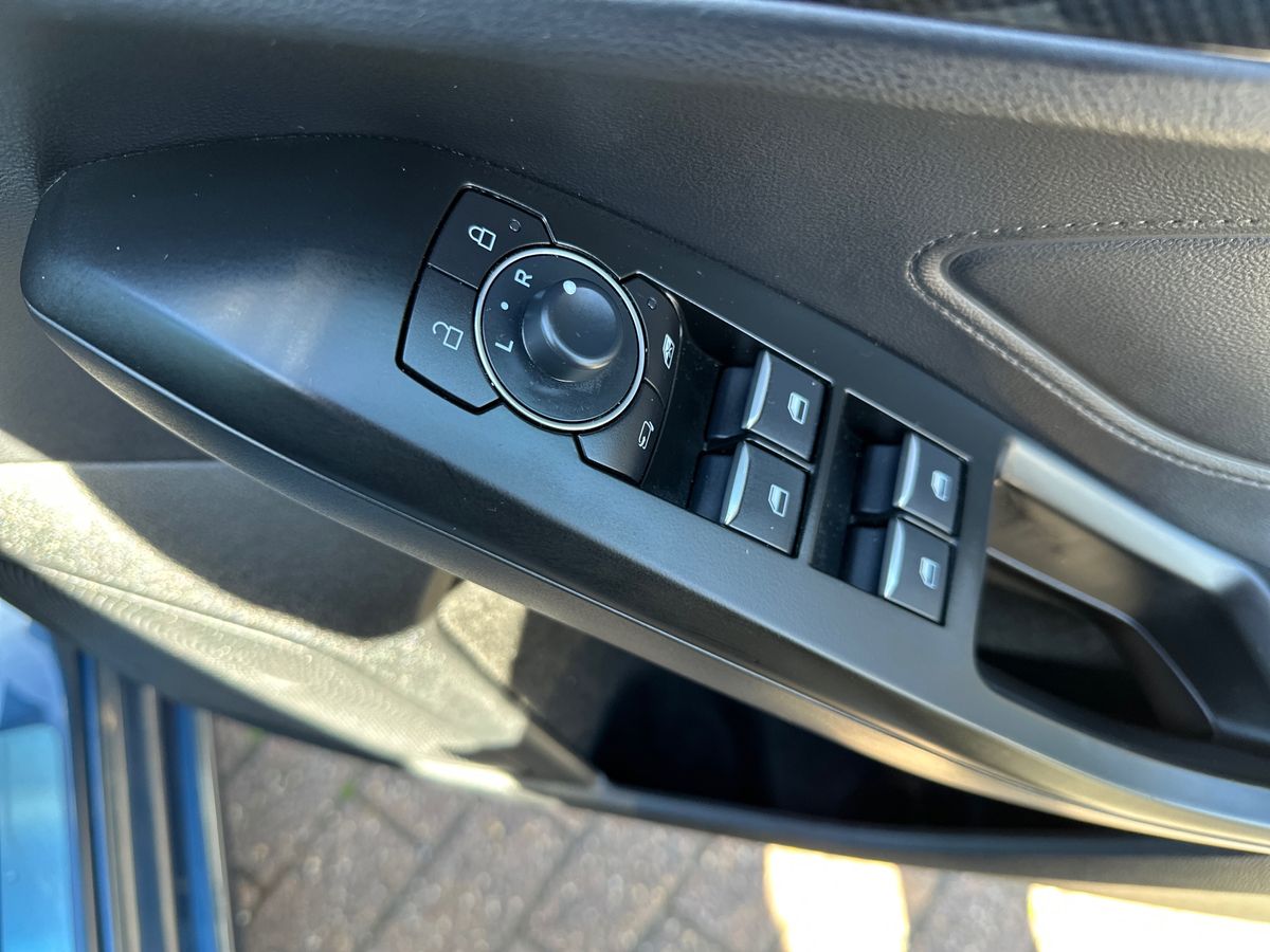 Used Ford Focus 2023 for sale - 78152528: Photo 25