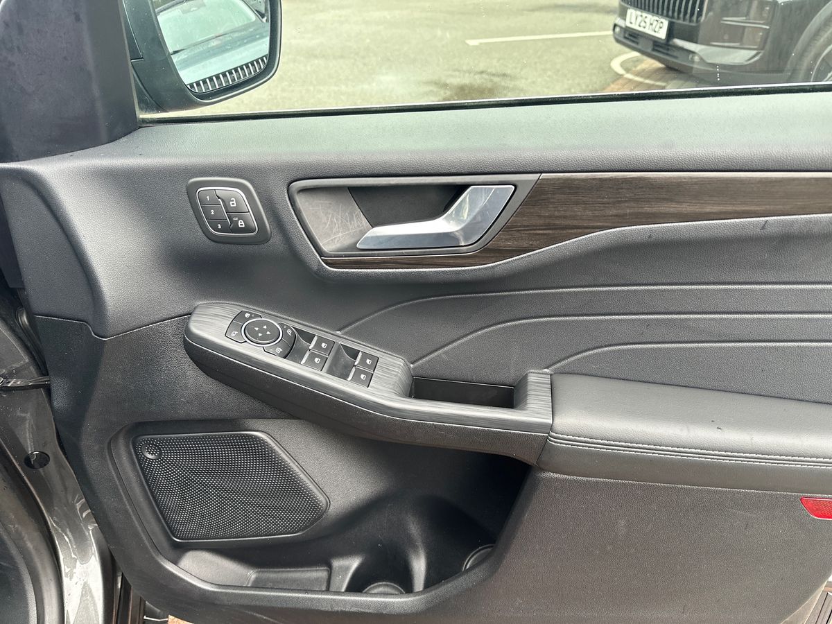 Used Ford Kuga 2022 for sale - 76168802: Photo 25