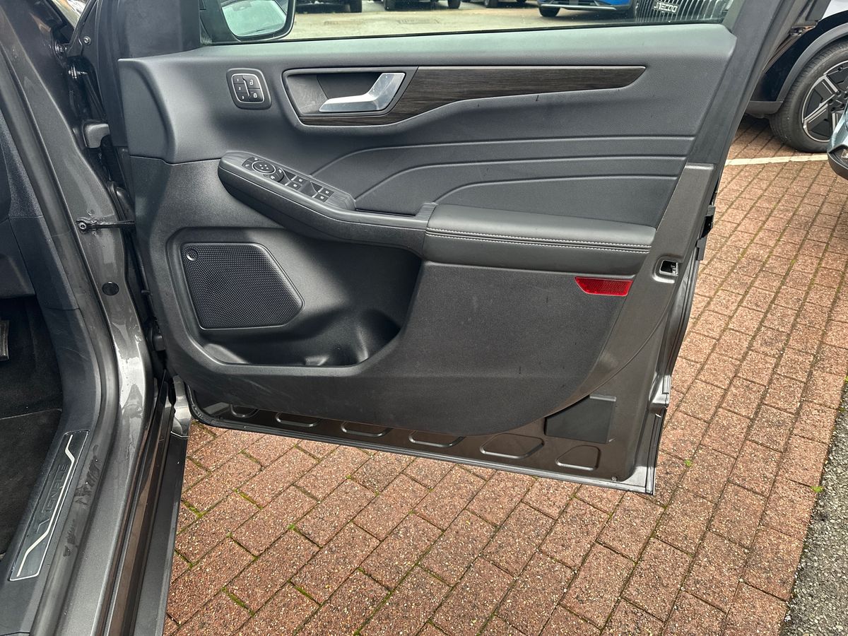 Used Ford Kuga 2022 for sale - 76168802: Photo 35