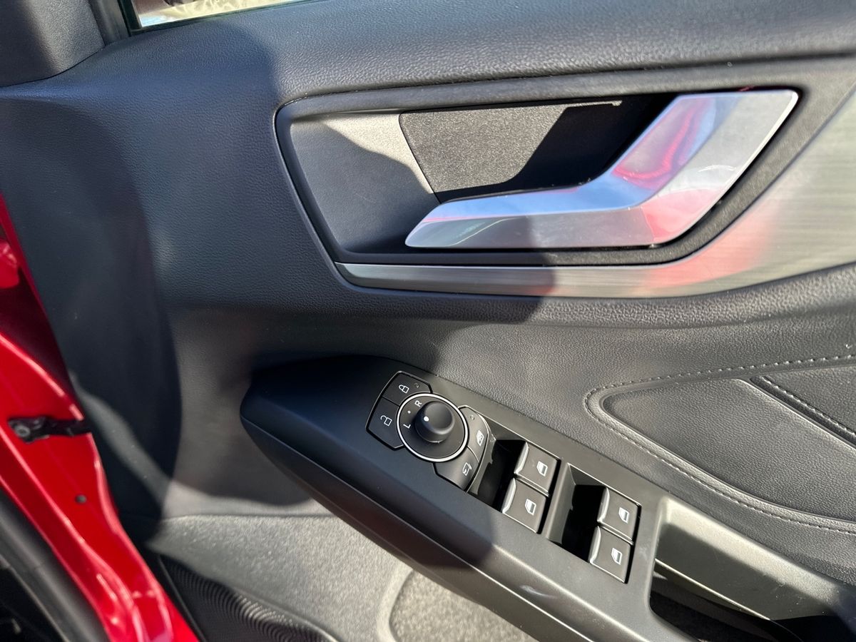 Used Ford Focus 2022 for sale - 77685636: Photo 25