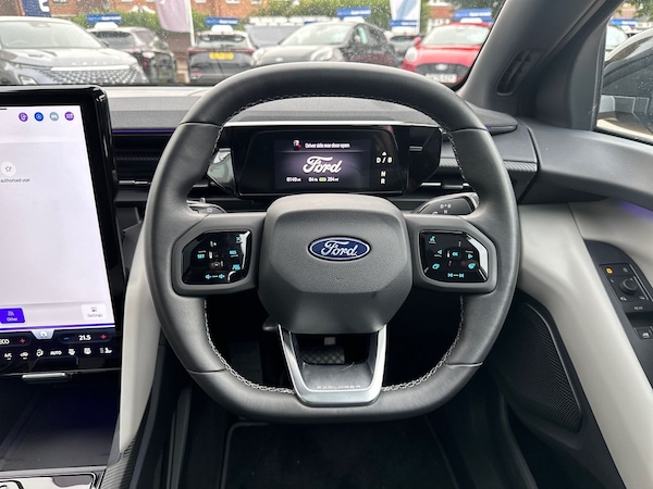 Used Ford Explorer 2024 for sale - 76289888: Photo 17