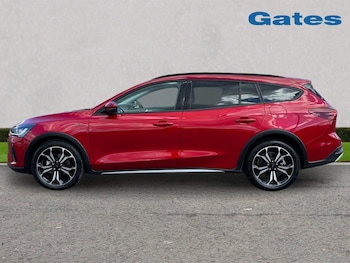 Used Ford Focus 2025 for sale - 78302648: Photo