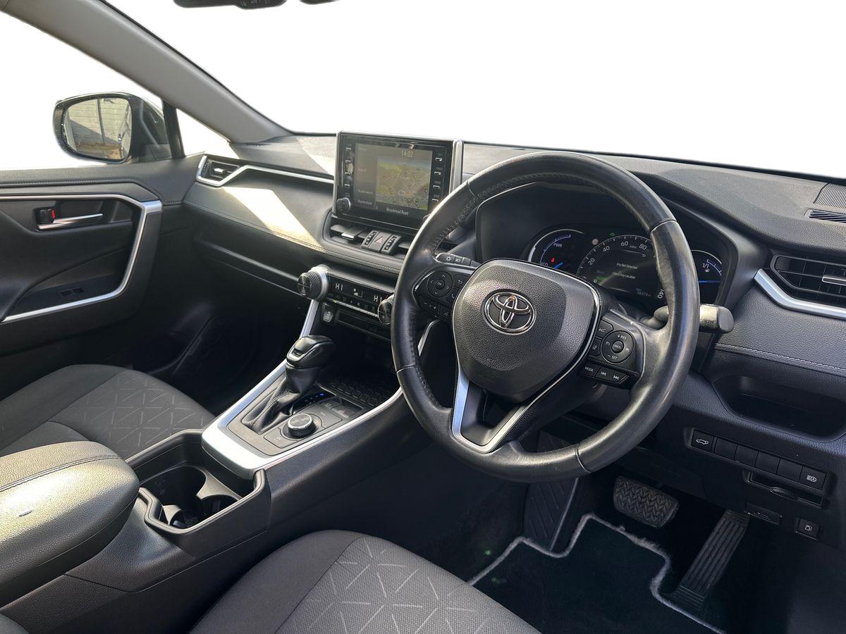 Used Toyota RAV4 2021 for sale - 77569987: Photo 10