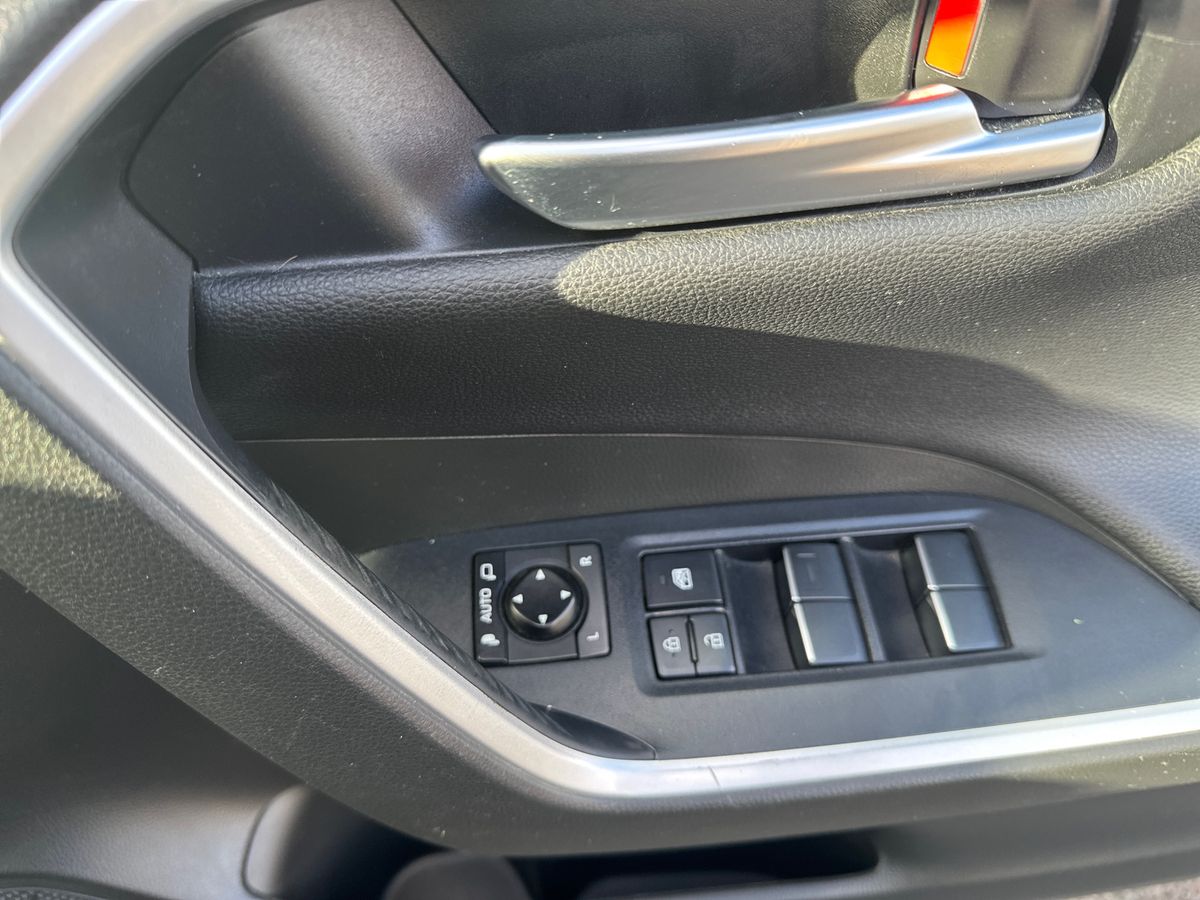 Used Toyota RAV4 2021 for sale - 77569987: Photo 25