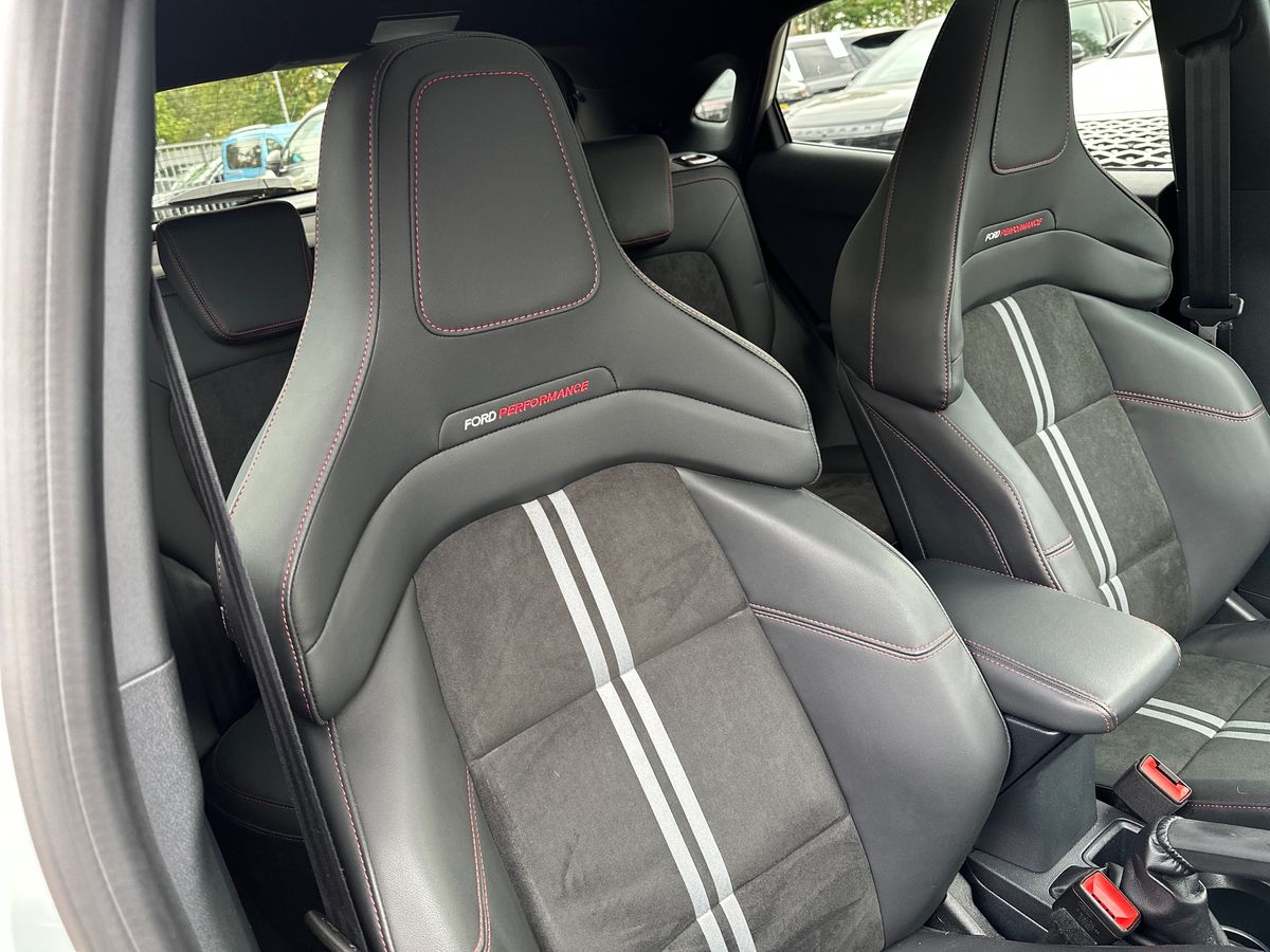 Used Ford Puma 2024 for sale - 76871069: Photo 12