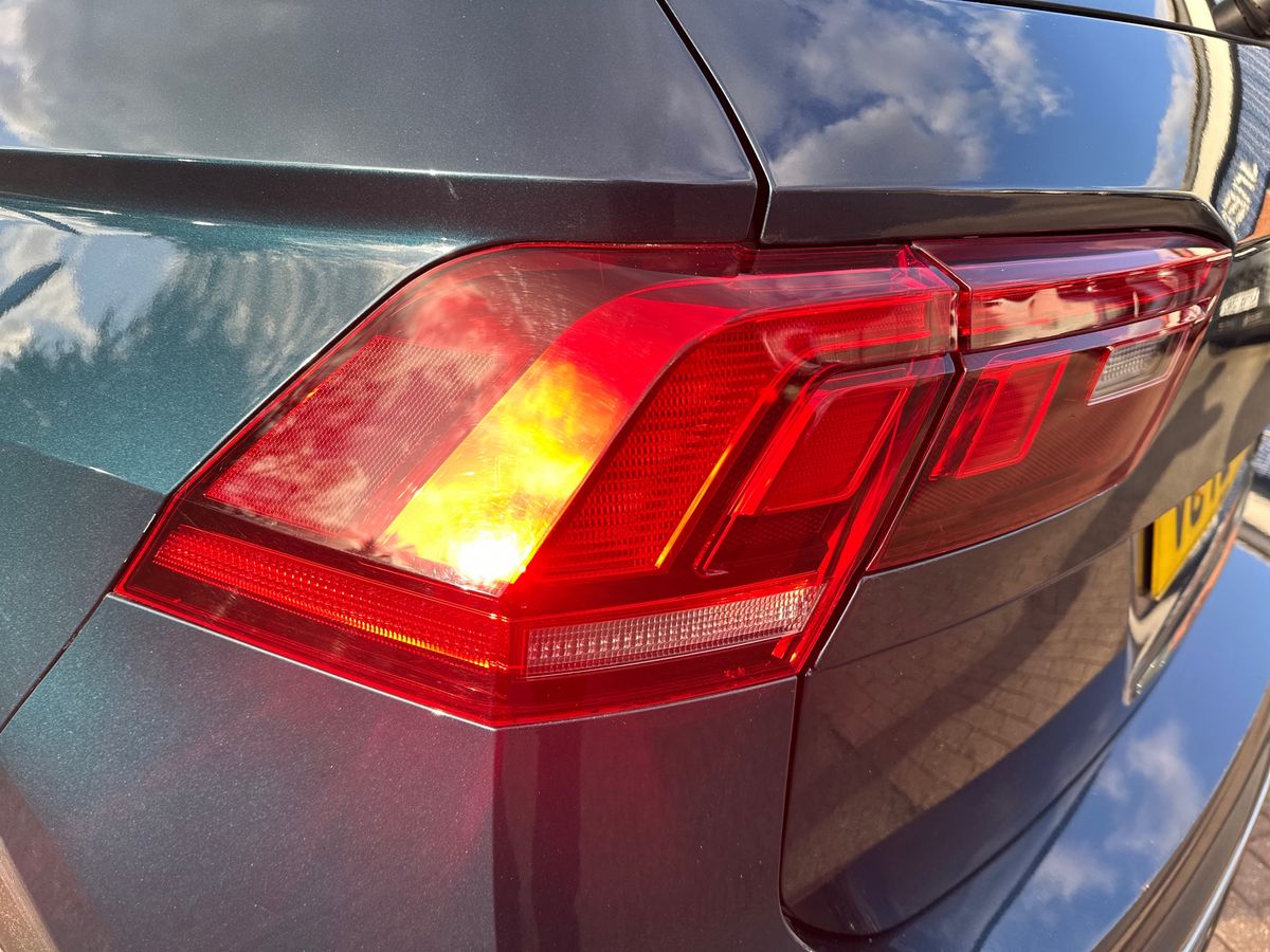 Used Volkswagen Tiguan 2023 for sale - 77848034: Photo 33