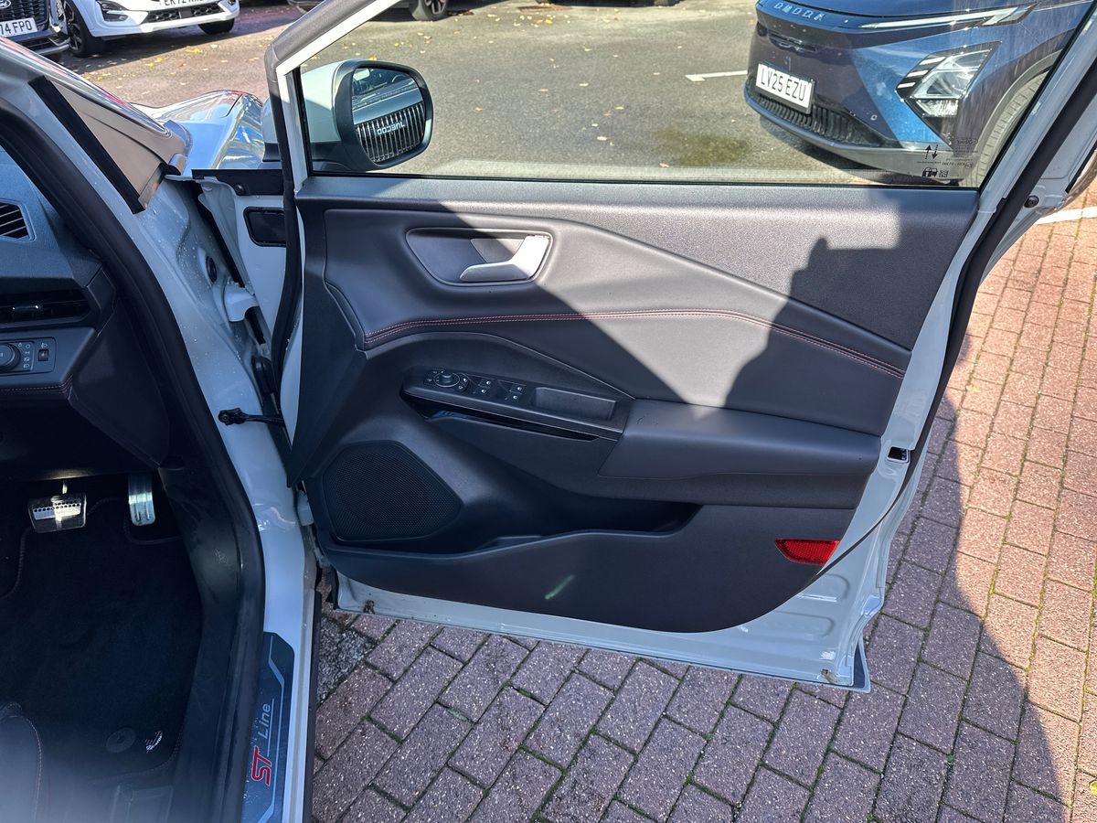 Used Ford Puma 2024 for sale - 76393654: Photo 35