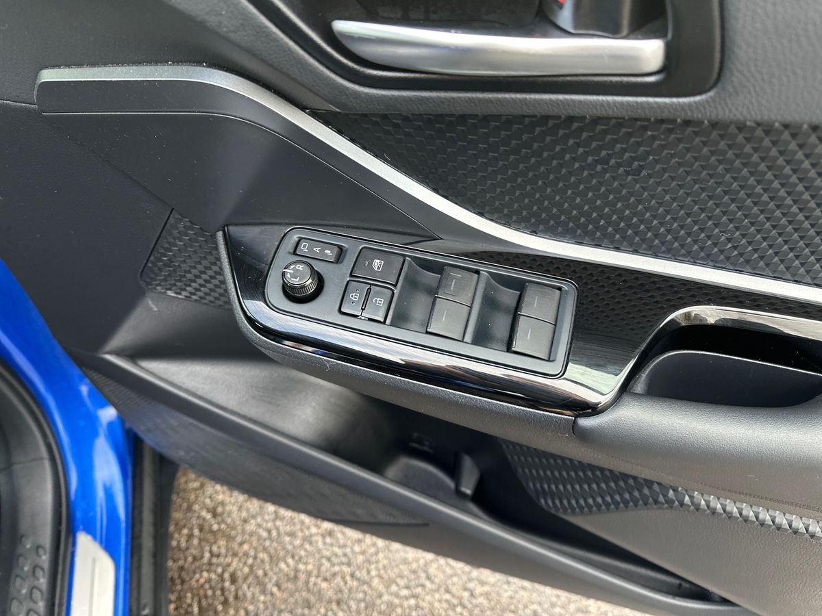 Used Toyota C-HR 2022 for sale - 77115970: Photo 25