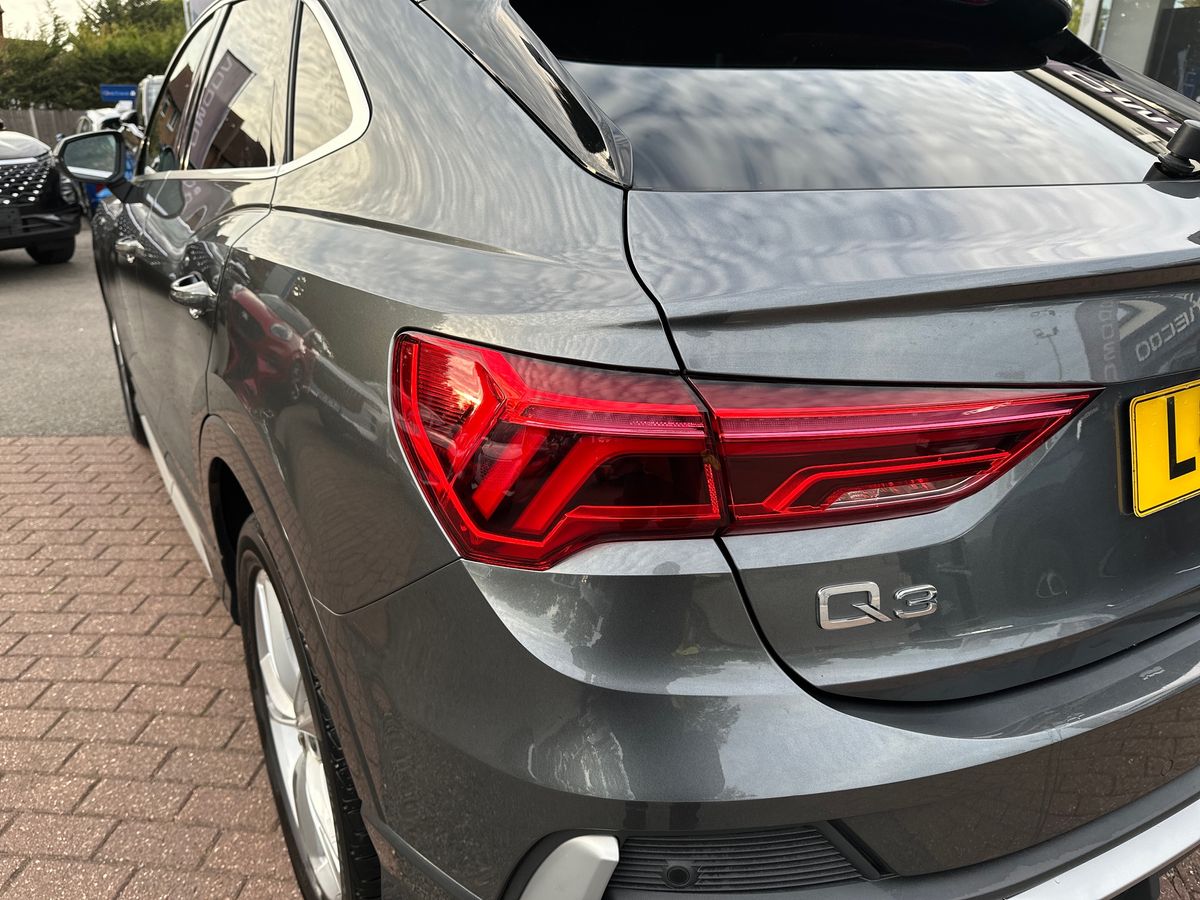 Used Audi Q3 2021 for sale - 76140424: Photo 33