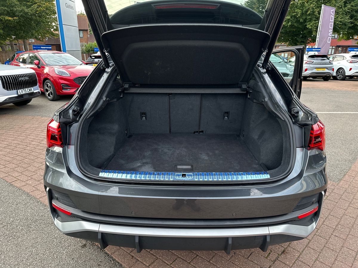 Used Audi Q3 2021 for sale - 76140424: Photo 34