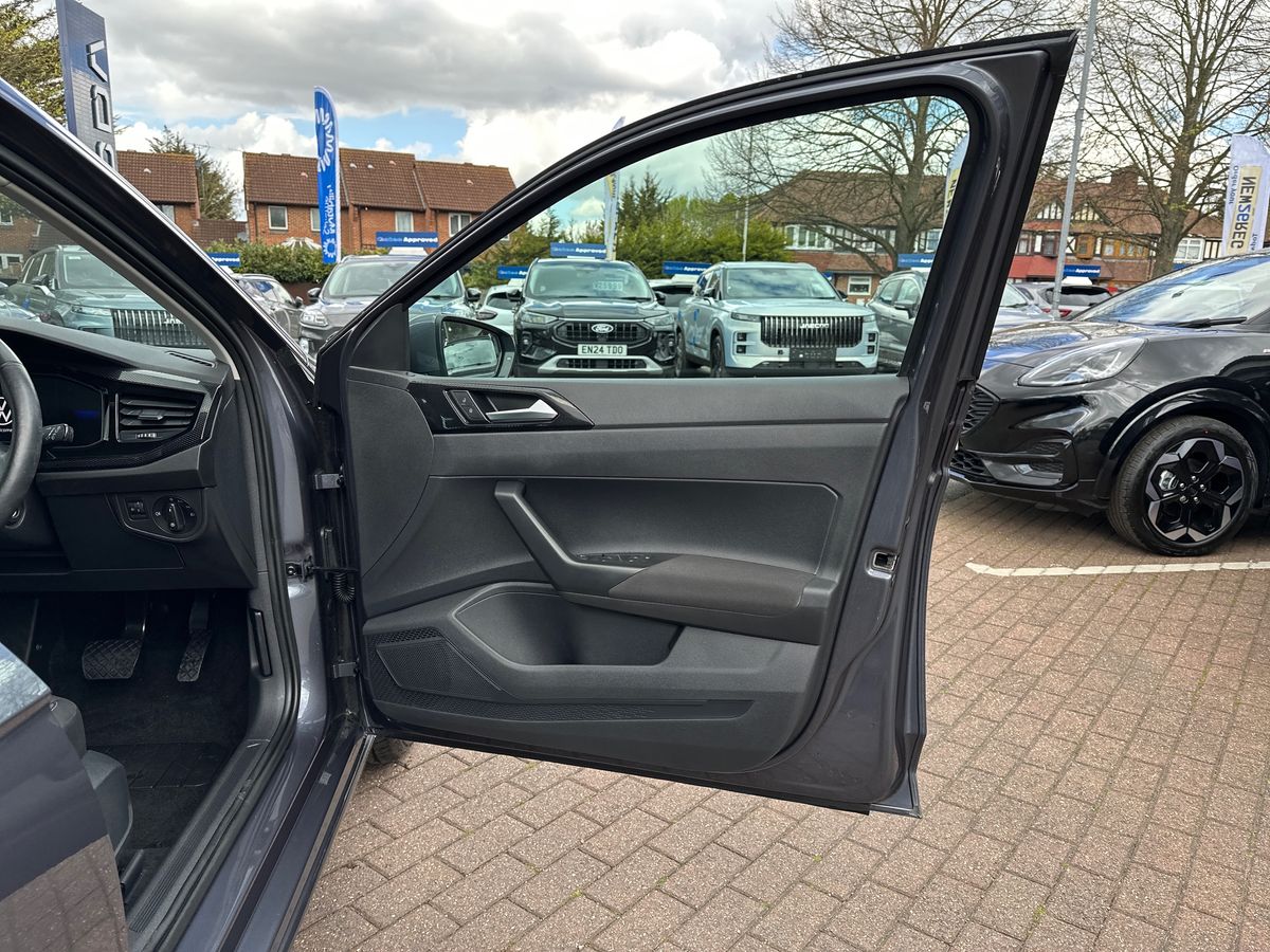 Used Volkswagen Polo 2024 for sale - 78226094: Photo 35