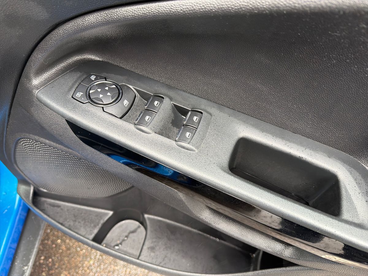 Used Ford Ecosport 2023 for sale - 77636250: Photo 25