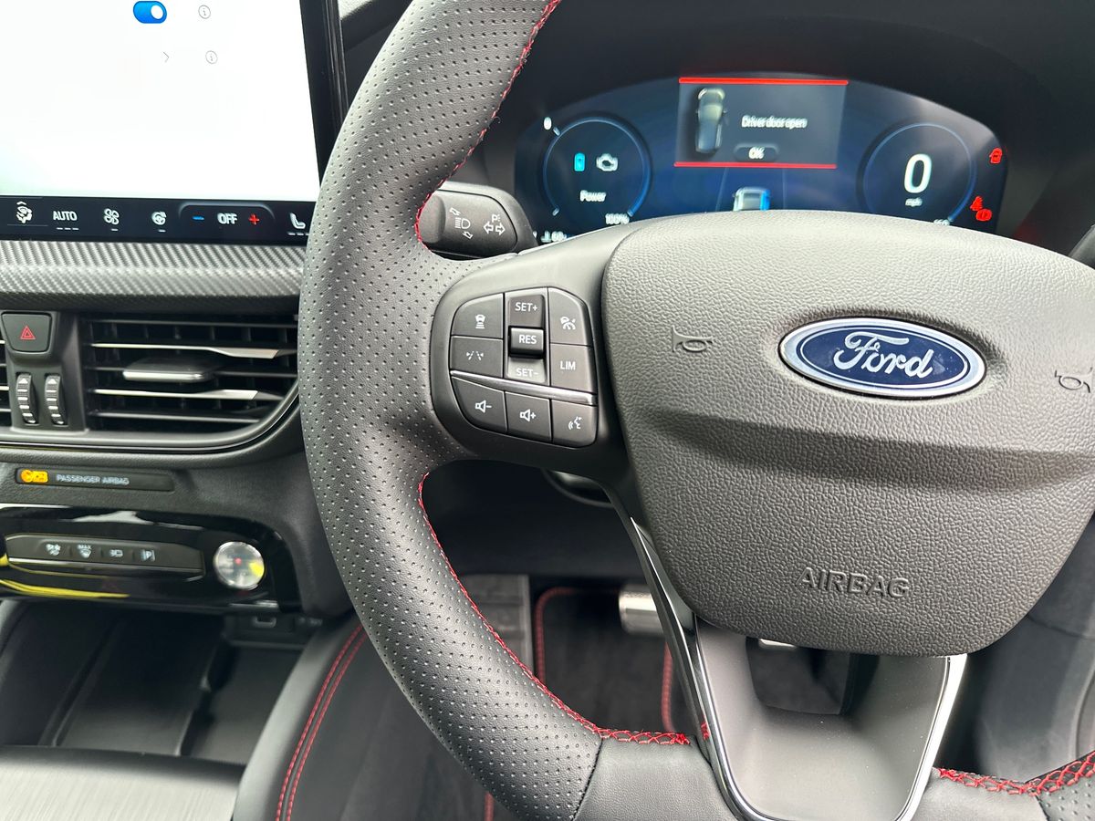 Used Ford Kuga 2025 for sale - 78215957: Photo 26