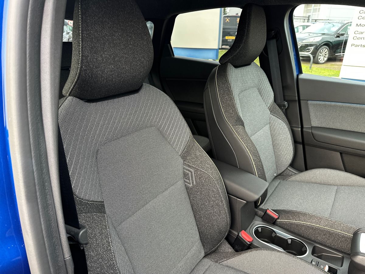 Used Renault Captur 2025 for sale - 77698199: Photo 12