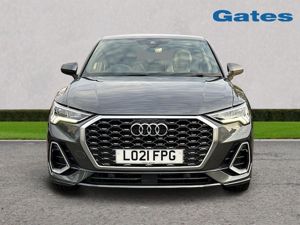 Used Audi Q3 2021 for sale - 76241676: Photo 2