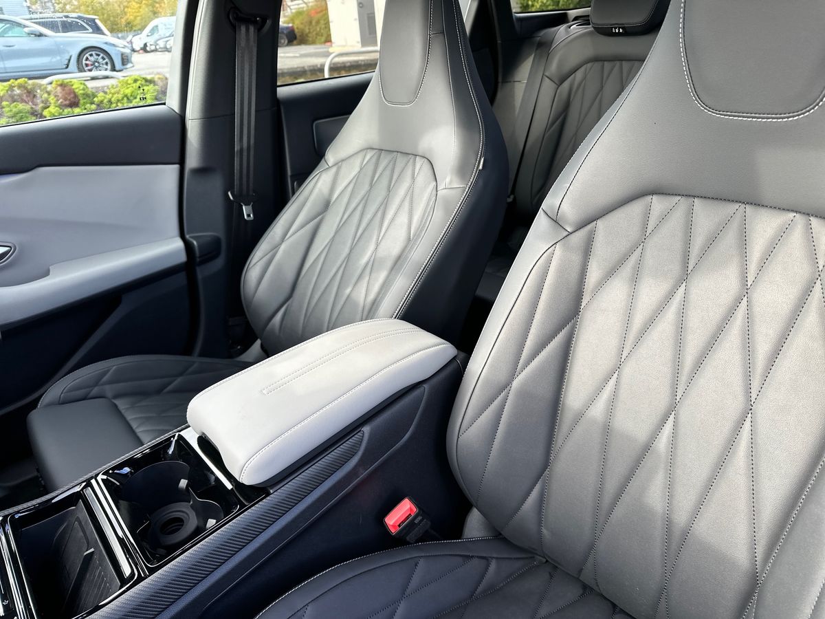 Used Ford Explorer 2025 for sale - 76332255: Photo 13