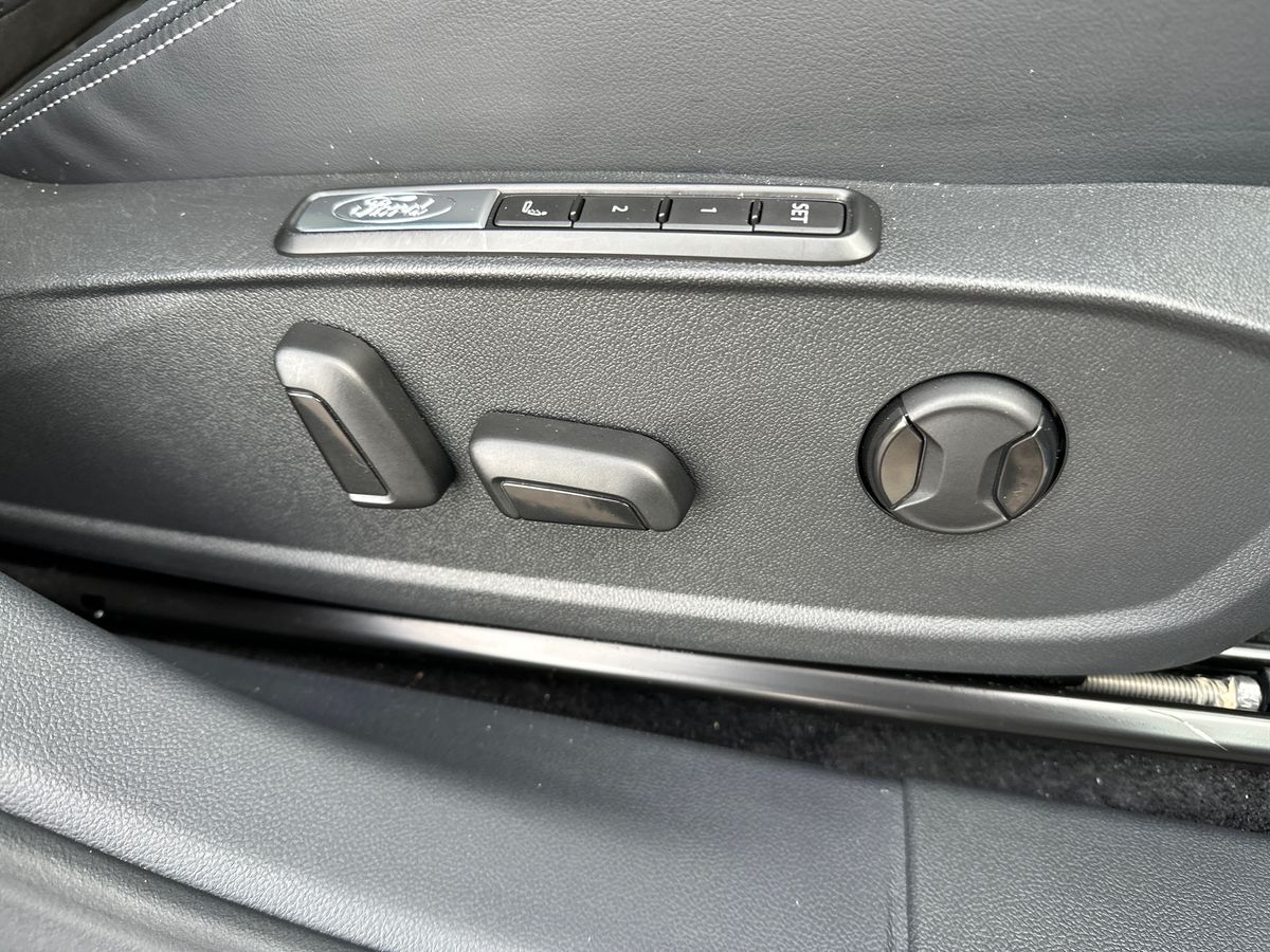 Used Ford Explorer 2025 for sale - 76332255: Photo 30