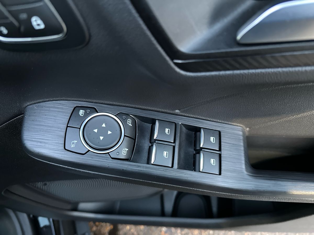 Used Ford Kuga 2024 for sale - 76788335: Photo 25