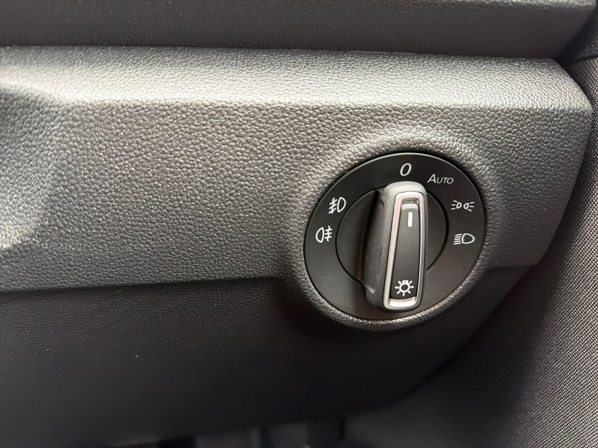 Used Volkswagen T-Roc 2021 for sale - 77618959: Photo 23