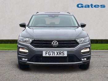 Used Volkswagen T-Roc 2021 for sale - 77618959: Photo