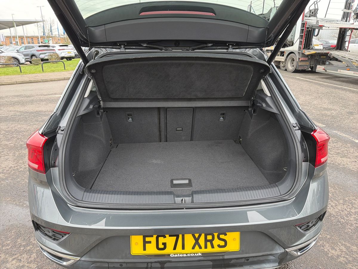 Used Volkswagen T-Roc 2021 for sale - 77618959: Photo 34