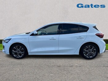 Used Ford Focus 2023 for sale - 78336563: Photo