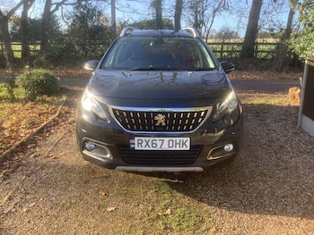 Used Peugeot 2008 2017 for sale - 77630046: Photo