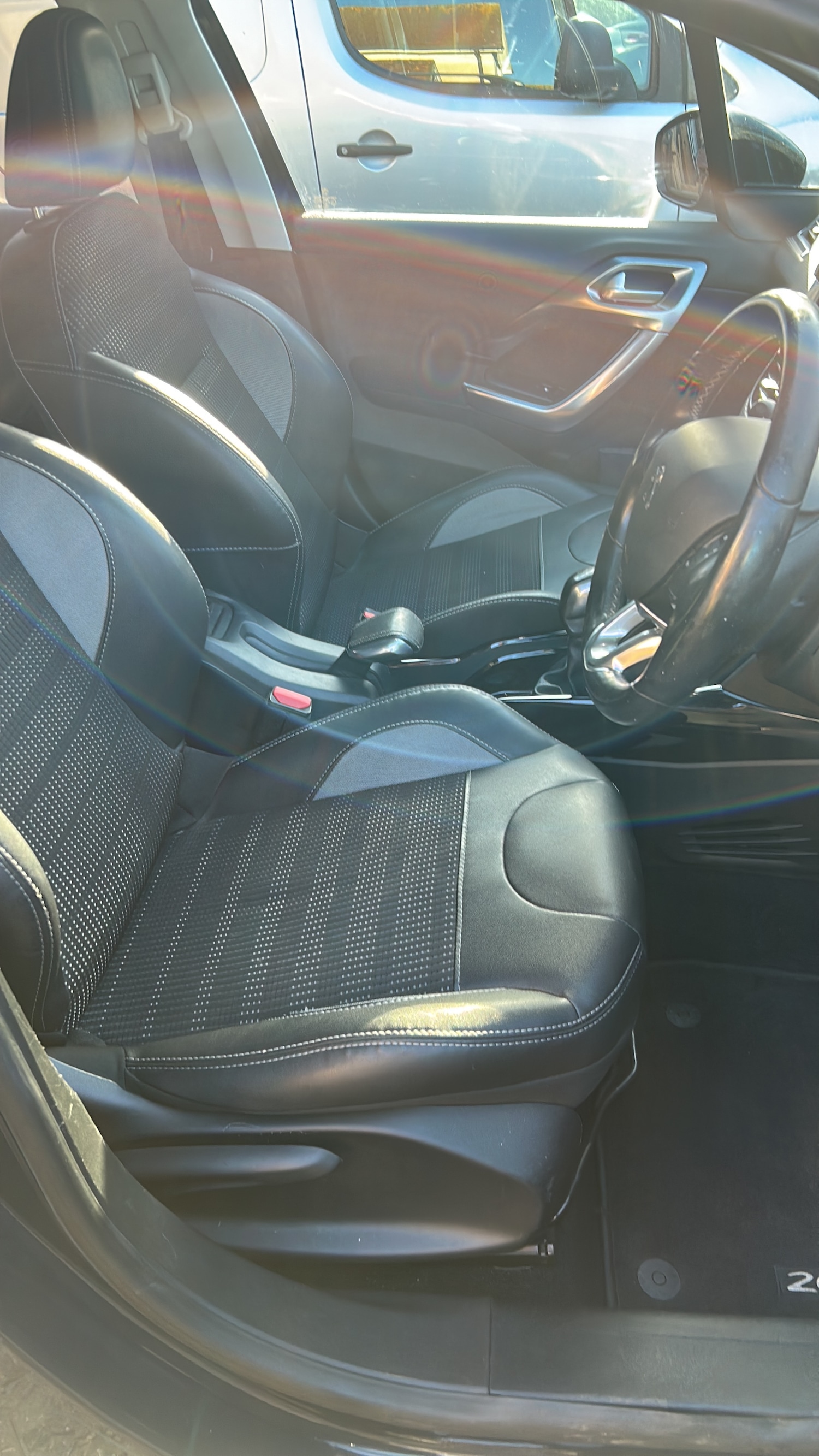 Used Peugeot 2008 2017 for sale - 77630046: Photo 4