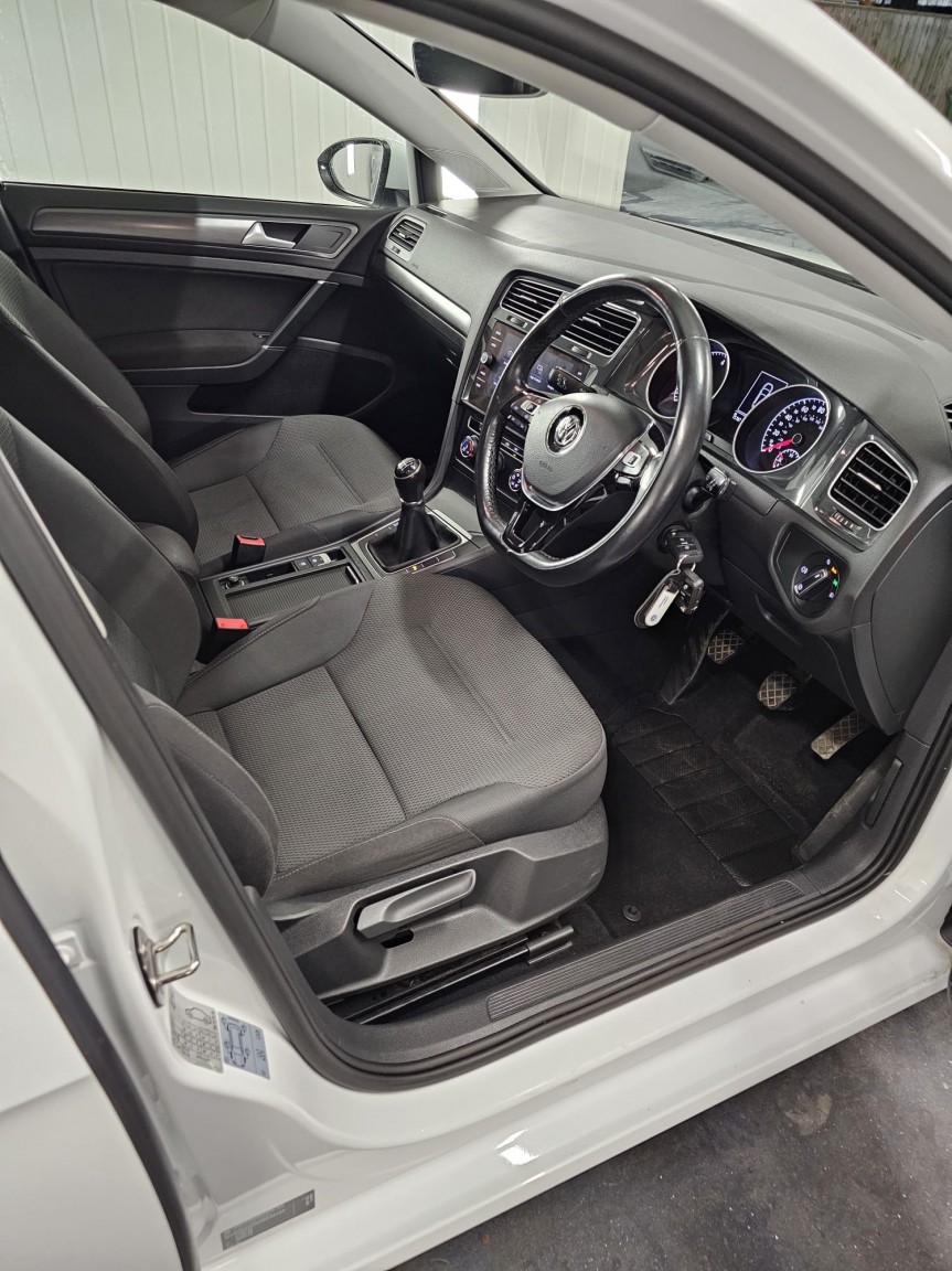 Used Volkswagen Golf 2018 for sale - 76945607: Photo 13