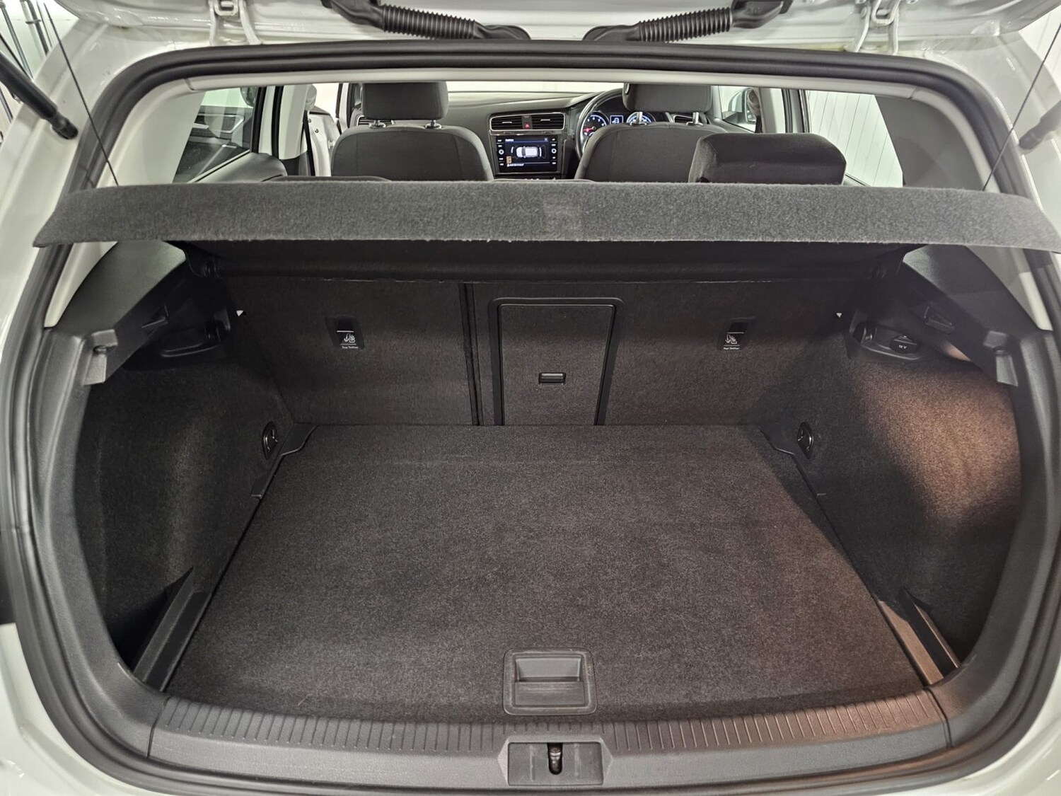 Used Volkswagen Golf 2018 for sale - 76945607: Photo 21