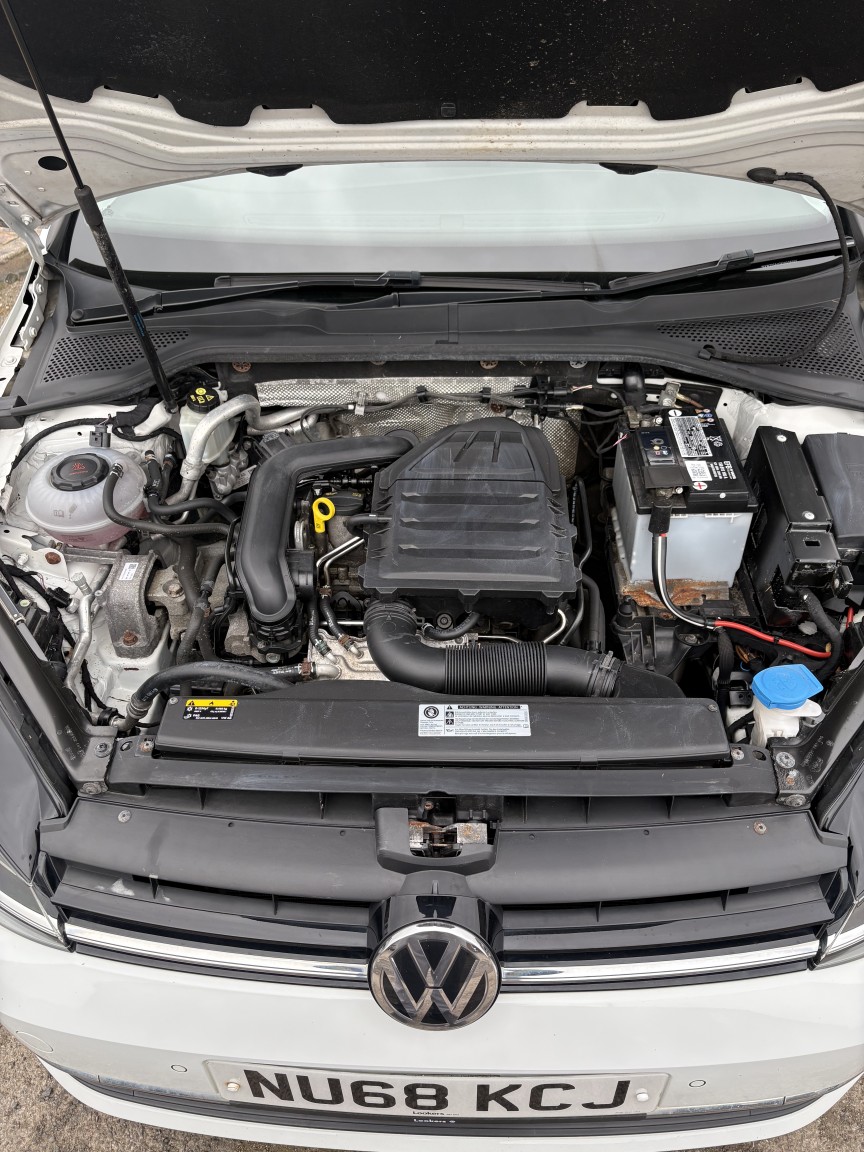 Used Volkswagen Golf 2018 for sale - 76945607: Photo 35