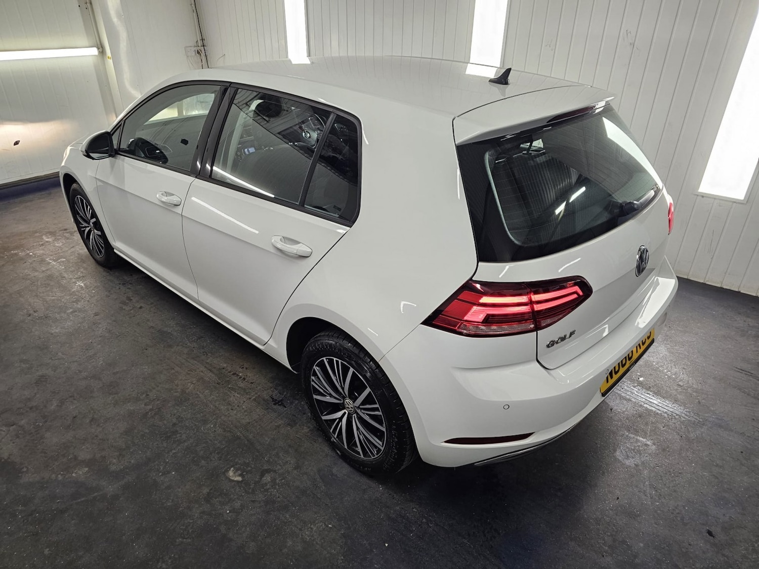 Used Volkswagen Golf 2018 for sale - 76945607: Photo 6