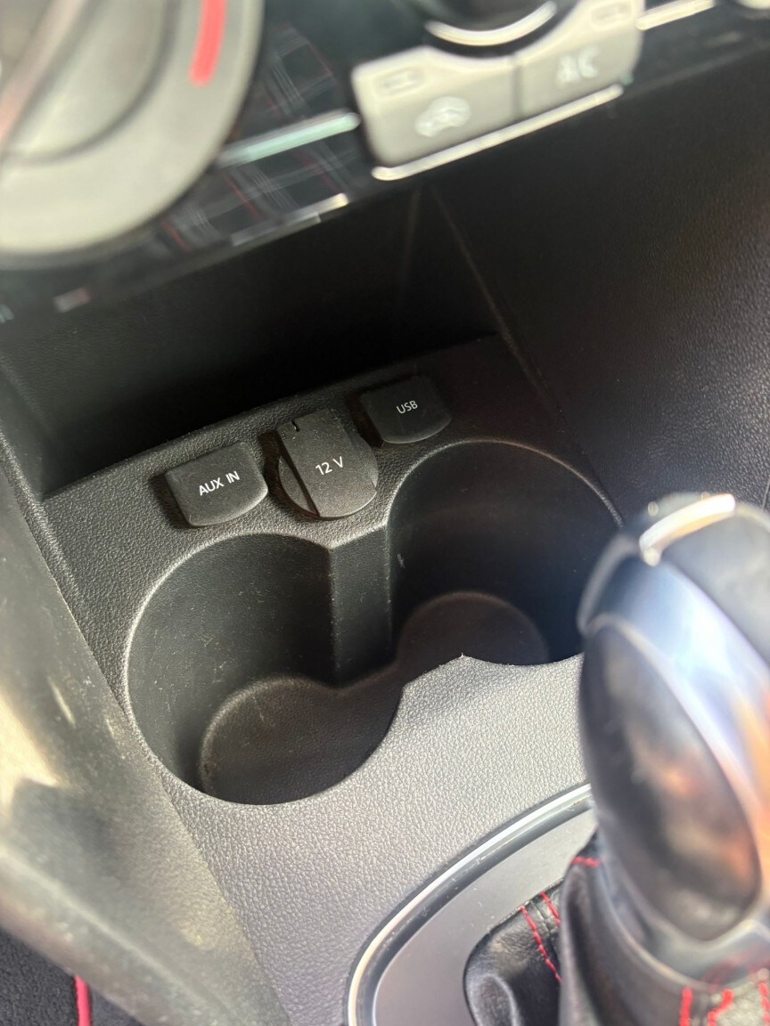 Used Volkswagen Polo 2016 for sale - 77991566: Photo 31