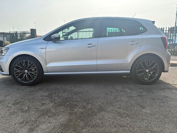 Used Volkswagen Polo 2016 for sale - 77991566: Photo