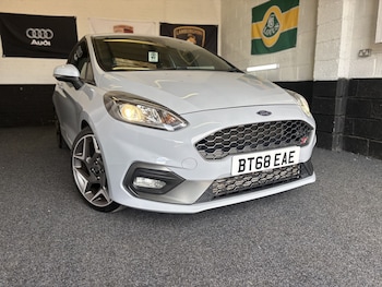 Used Ford Fiesta 2018 for sale - 78402616: Photo