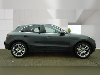 Used Porsche Macan 2016 for sale - 78745241: Photo