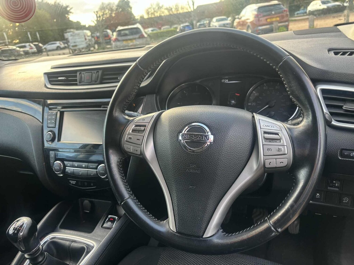 Used Nissan Qashqai 2015 for sale - 76426815: Photo 12