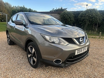 Used Nissan Qashqai 2015 for sale - 76426815: Photo