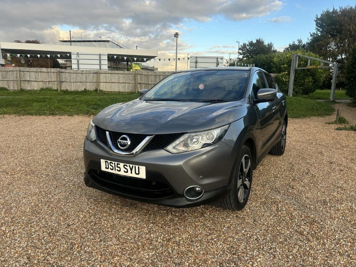 Used Nissan Qashqai 2015 for sale - 76426815: Photo 2