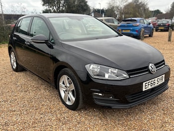 Used Volkswagen Golf 2017 for sale - 78851812: Photo