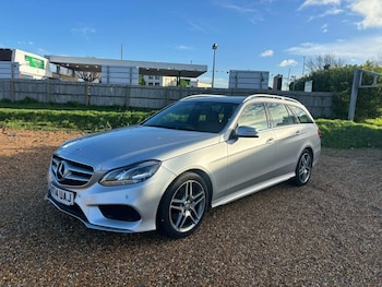 Used Mercedes-Benz E Class 2014 for sale - 76663714: Photo