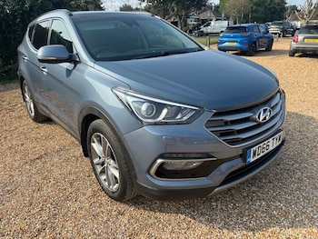 Used Hyundai Santa Fe 2017 for sale - 78905190: Photo