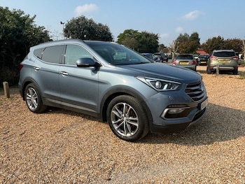 Used Hyundai Santa Fe 2017 for sale - 78905190: Photo